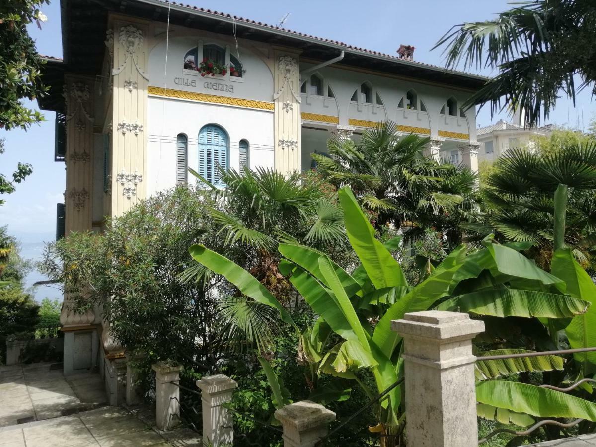 Studio Apartman Villa Gianna Lovran Exterior photo